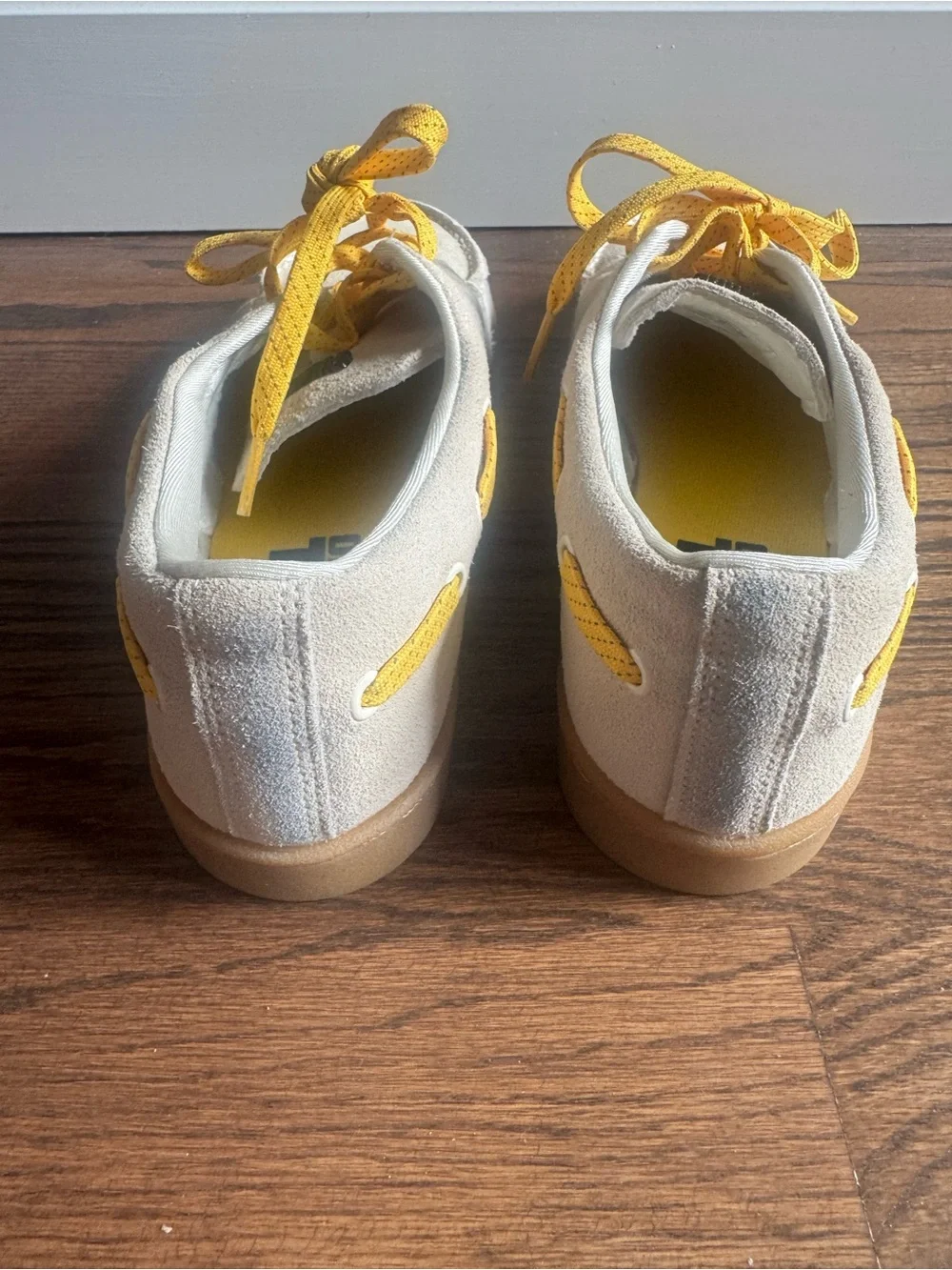 Onitsuka Tiger by Asics Tiger Decks - Birch Safety Yellow